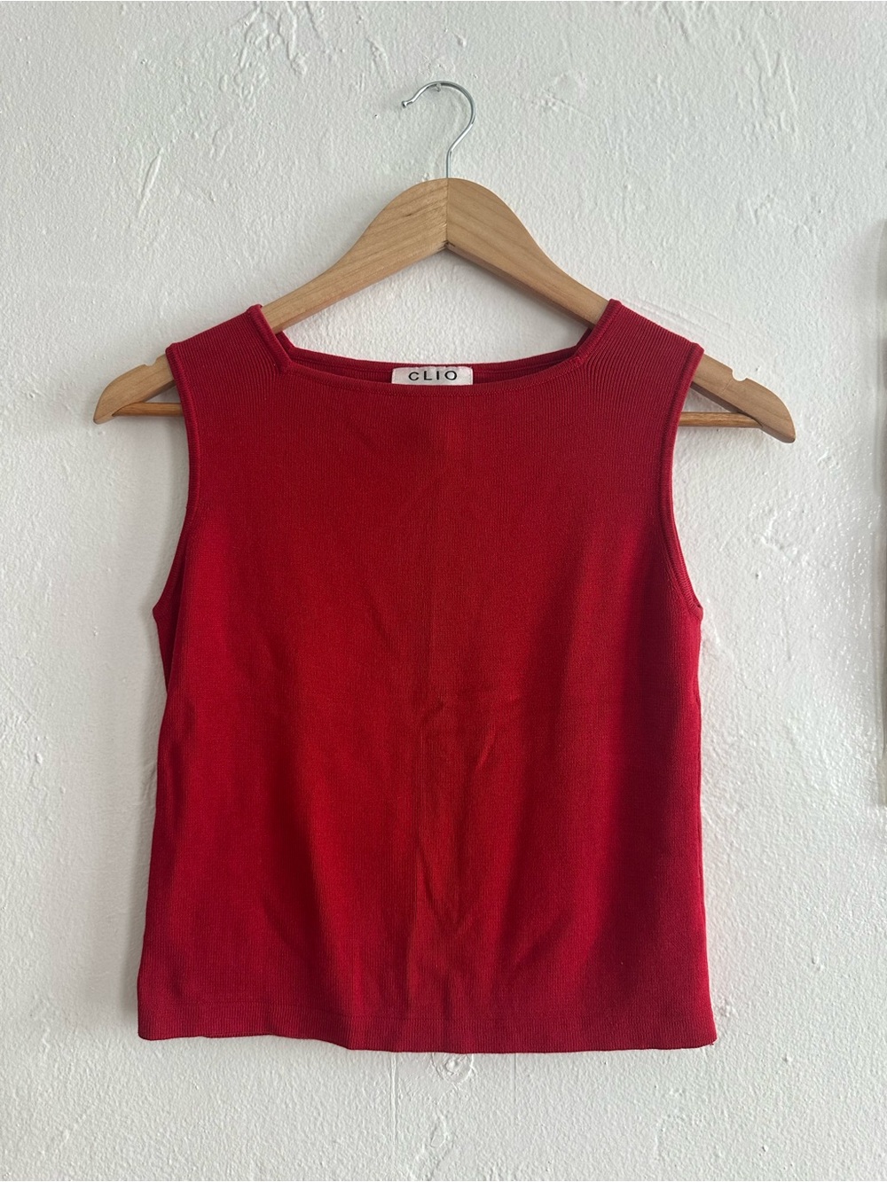 Clio Red Sleeveless Boatneck Knit Tank